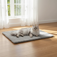 Couchage réfléchissant gris pour chien et chat, vue 1